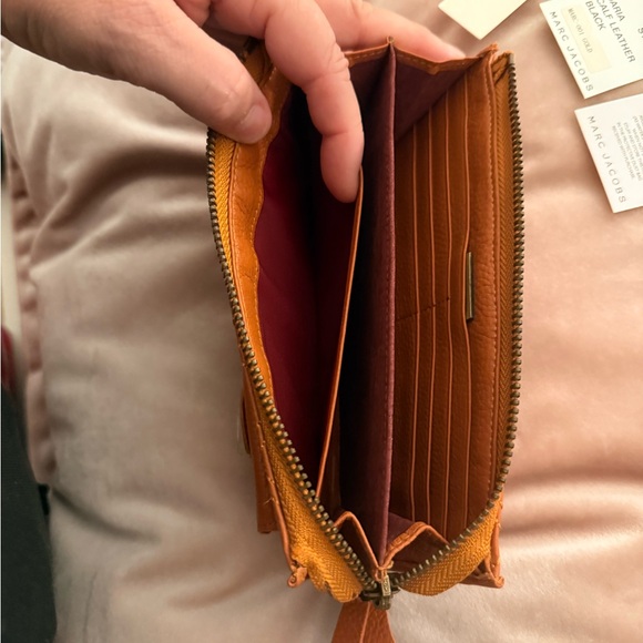 Marc Jacobs Wallet - Picture 14 of 16